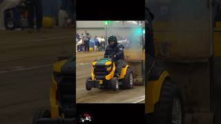 Cub Cadet XT2 gardentractor tractorpulling [upl. by Leba]