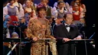 Natalie Cole amp José Carreras The Holly and the Ivy [upl. by Siclari]