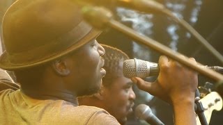 Songhoy Blues  Karaw  LIVE at Afrikafestival Hertme 2016 [upl. by Yvel]