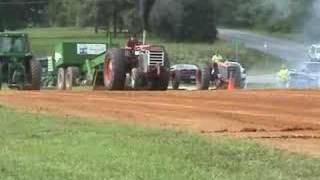 IH 660 Turbo Pulling Tractor 6500c [upl. by Klug]