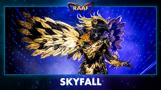 Raaf  ‘Skyfall’  The Masked Singer  seizoen 3  VTM [upl. by Seed995]