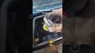 Wrong radiator fitted to forklift needs to be removed and correct one fitted [upl. by Haggi]