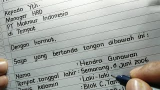 Contoh Surat Lamaran Kerja Tulis Tangan  Cara Membuat Lamaran Kerja [upl. by Aniuqaoj]