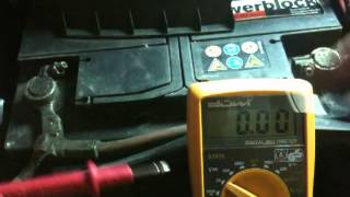 Batterie testen  Reparatur am Auto [upl. by Nevaeh]