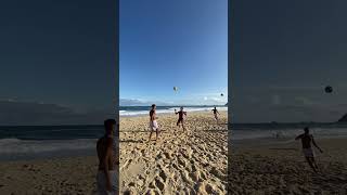 que calmaria é essa 😳🔥 ttk renanmenezes7 altinha futebol beach futebol altinho praia [upl. by Curtice]