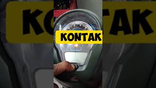 Menghapus tulisan oil change pada motor Scoopy new [upl. by Onifled633]