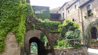 Visitare Civita di Bagnoregio la città che muore no slideshow video di Pistolozzi Marco [upl. by Wiley]