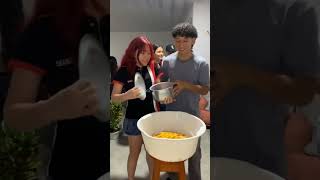 Arroz con pollo versión colegio Colgega foryou parati viral shorts [upl. by Llerrem542]