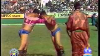 Mongolian wrestling 1997 Baterdene Vs Munkherdene  YouTube [upl. by Nazarius]