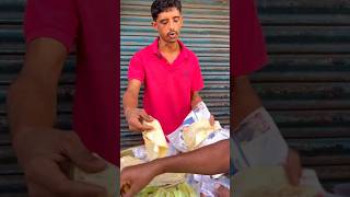 শুক্রবারের অফার রাজুদার দোকানেkolkatastreetfoods kolkatasutrafood kolkatafamousfood [upl. by Eemiaj]