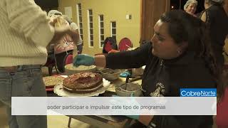 Mujeres de Caleta Caramucho aprenden de banquetería [upl. by Kreitman]