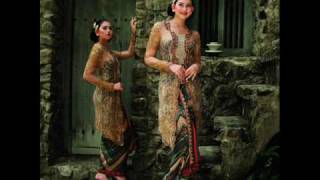 quotKebayaquotThe Indonesian Women Traditional Costume [upl. by Feodore]