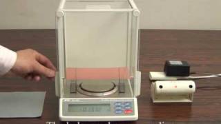 Anti Static Demo with Analytical Balances  AD1683 Static Eliminator from AampD [upl. by Aihcila]