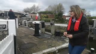 Torksey LOCK Lincolnshire [upl. by Nahshu239]