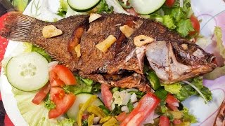 Mojarra al Mojo de Ajo  Videos de Recetas delicioas [upl. by Lehsar904]