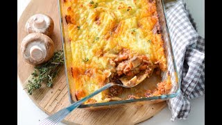 Cottage Pie ovenschotel met aardappel en gehakt  Recept  Bettys Kitchen [upl. by Dukey20]