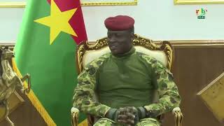 Le Président du Faso reçoit en audience le Grand Chancelier des Ordres Nationaux du Niger [upl. by Ellenahs346]