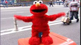 Elmo Live on Times Square [upl. by Tehr]