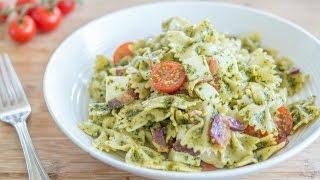 PESTO PASTA SALAD RECIPE WITH BACON MOZZARELLA AND TOMATOES  Summer Picnic Fifteen Spatulas [upl. by Olds678]