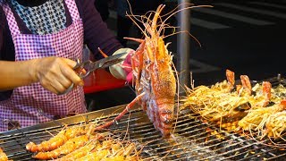 Taiwanese Street Food Liuhe Tourist Night Market [upl. by Clark]