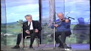 Paddy Murphy Concertina amp Peadar OLoughlin Fiddle play a set of reels 1991 [upl. by Lasiaf]