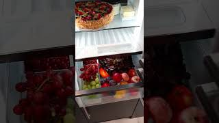 How to store strawberries right  Liebherr [upl. by Adnahsam]