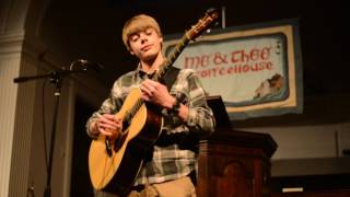 Quentin Callewaert playing Blackbird at The Me and Thee Coffeehouse [upl. by Tulley]