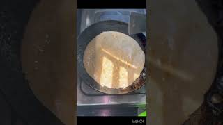 Har gharki bari bahu 🤐🤔 recipe parathalovers food paratha cooking yummyparatha shots [upl. by Kristos]