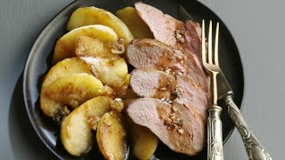 Recette  Magret de canard au miel sauce soja et pommes [upl. by Amargo]