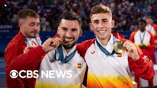 Spain beats France for gold in mens Olympic soccer final [upl. by Sherrer424]