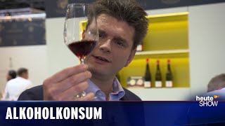 Lieblingsdroge Alkohol Lutz van der Horst auf der SpirituosenMesse  heuteshow vom 20052022 [upl. by Three34]