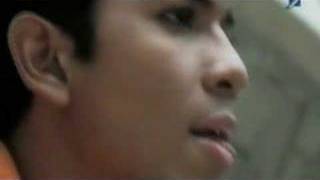 Usah Lepaskan Acoustic Version  Taufik Batisah [upl. by Edgard]