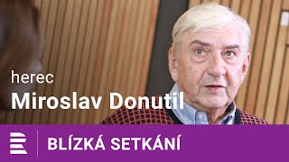 Miroslav Donutil na Dvojce Zažil jsem věci mezi nebem a zemí a říkal si že stojí zato o tom točit [upl. by Lanette579]