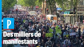 Paris  malgré l’interdiction des milliers de personnes défilent pour les sanspapiers [upl. by Thalia]