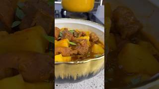 MAKE NIGERIAN OFFALS PEPPER SOUP WITH MEshortswithmotso june discovermyafrica [upl. by Srini]