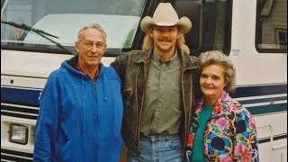 Grave Of Country Singer Alan Jackson’s Parents  Alan Jackson’s Hometown Newnan GA  Famous Graves [upl. by Ultima]