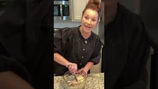 Microwave Pralines  Miss Annies recipes  YouTube Shorts  One minute recipe video [upl. by Walburga182]