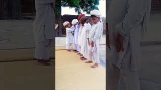 Namaz ka tarika sikhatay hoy 🥰❤️ shortsviral shortsTanveermadaniofficial [upl. by Filide]