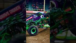 Monster Truck Madness  King of Monster Jam Grave Digger actions ♟️👽 [upl. by Flan]