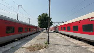 Mahanagari Express Overtaking BbsAnvt Weekly Sf At Jeonathpur St [upl. by Noira]