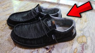 NEW DESIGN Hey Dudes Shoes Review  Hey Dude Mens Wally Sox  Polar Night Close Up [upl. by Yddur]