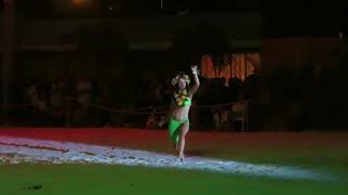 Dança individual feminina no Festival Heiva em Bora Bora Polinésia Francesa [upl. by Gintz]