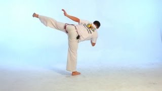 How to Do the Pisao  Capoeira [upl. by Jeni]