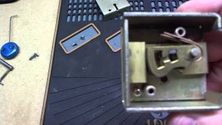 Ross 100 Series Safe Lock Picked and Gutted [upl. by Levram]