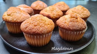 Recette des Madeleines espagnoles au citron [upl. by Winnah]