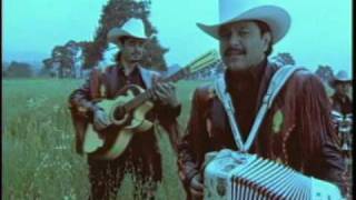 Los Invasores de Nuevo Leon  No Llorare VideoClip [upl. by Erehs]