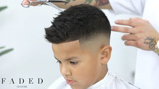 BARBER TUTORIAL  FLAWLESS FADE TECHNIQUE [upl. by Nomrej]