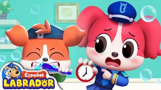 🔍Sheriff Labrador  Ir a la Escuela Solo 🎒  Videos para Niños  BabyBus en Español [upl. by Aubarta991]