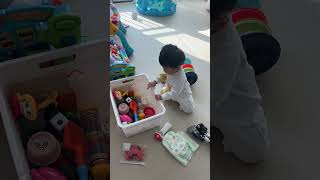 장난감을 스스로 정리정돈해요👶🏻☺️ おもちゃは自分でお片付けするよ👶🏻shorts baby 아기 한일커플 [upl. by Rianon711]