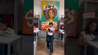 Sala de Artes Elza Soares Homenagem do Cepi Serafim de Carvalho em Jataí  Goiás a nossa rainha 📚 [upl. by Asreht]